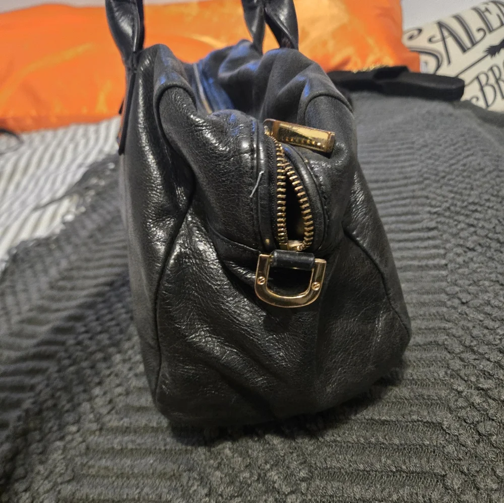 Tory Burch Black Leather Boston Style Satchel Tote Bag